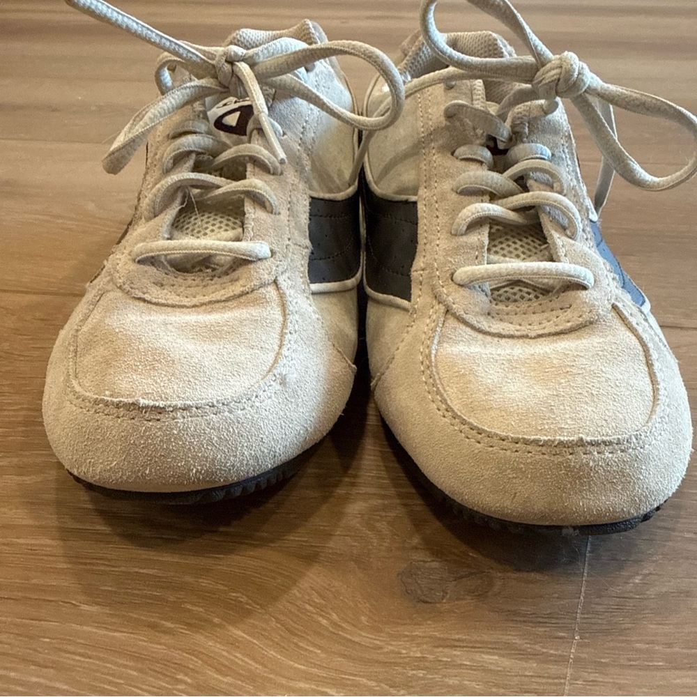 Champion Shoes Women’s 7 Sneakers Brown Beige/Cream Suede Lace Up Comfort Low - Picture 4 of 12